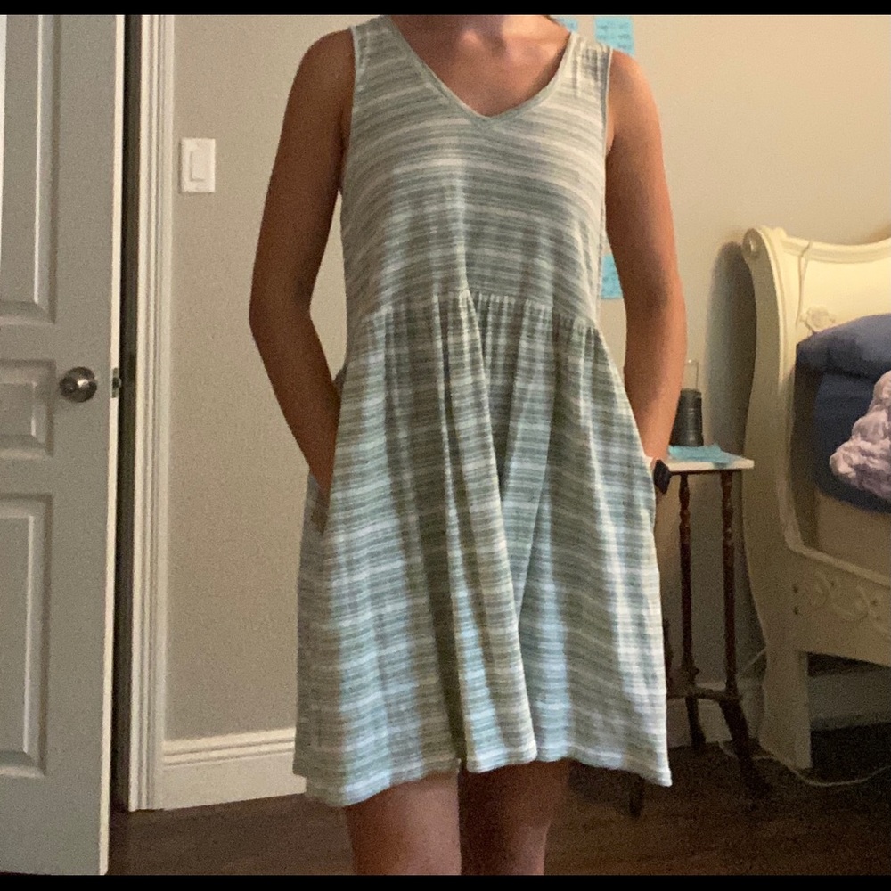 Flowy green dress